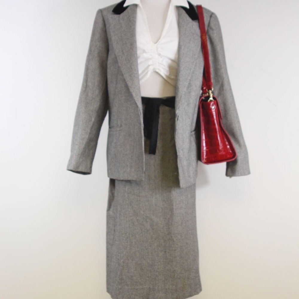 Vintage Ms Russ Wool Houndstooth Skirt Suit Velvet Collar Academia 12